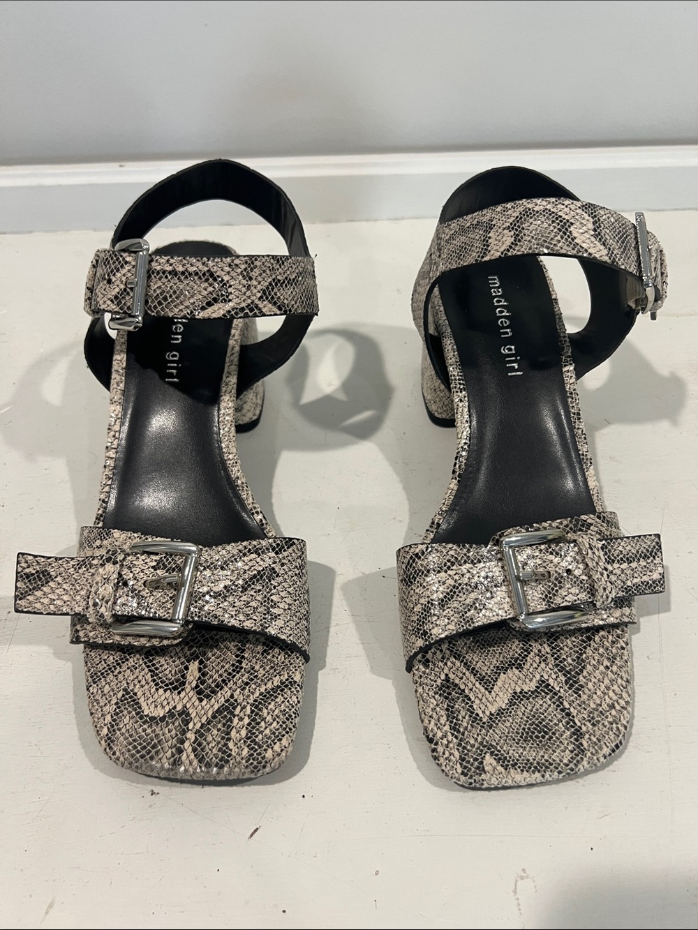 Madden Girl Snake Print Block Heel Sandals in Beige and Black womens 8 - Picture 4 of 7